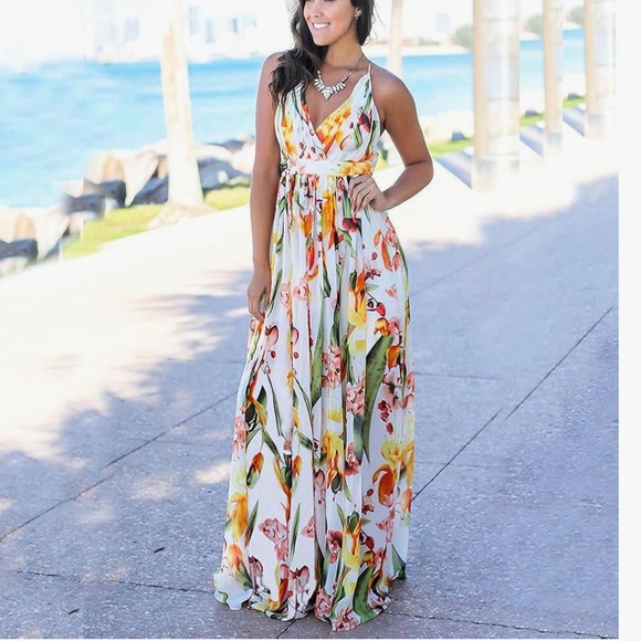 Floral Maxi Dress - Picture 2 of 9